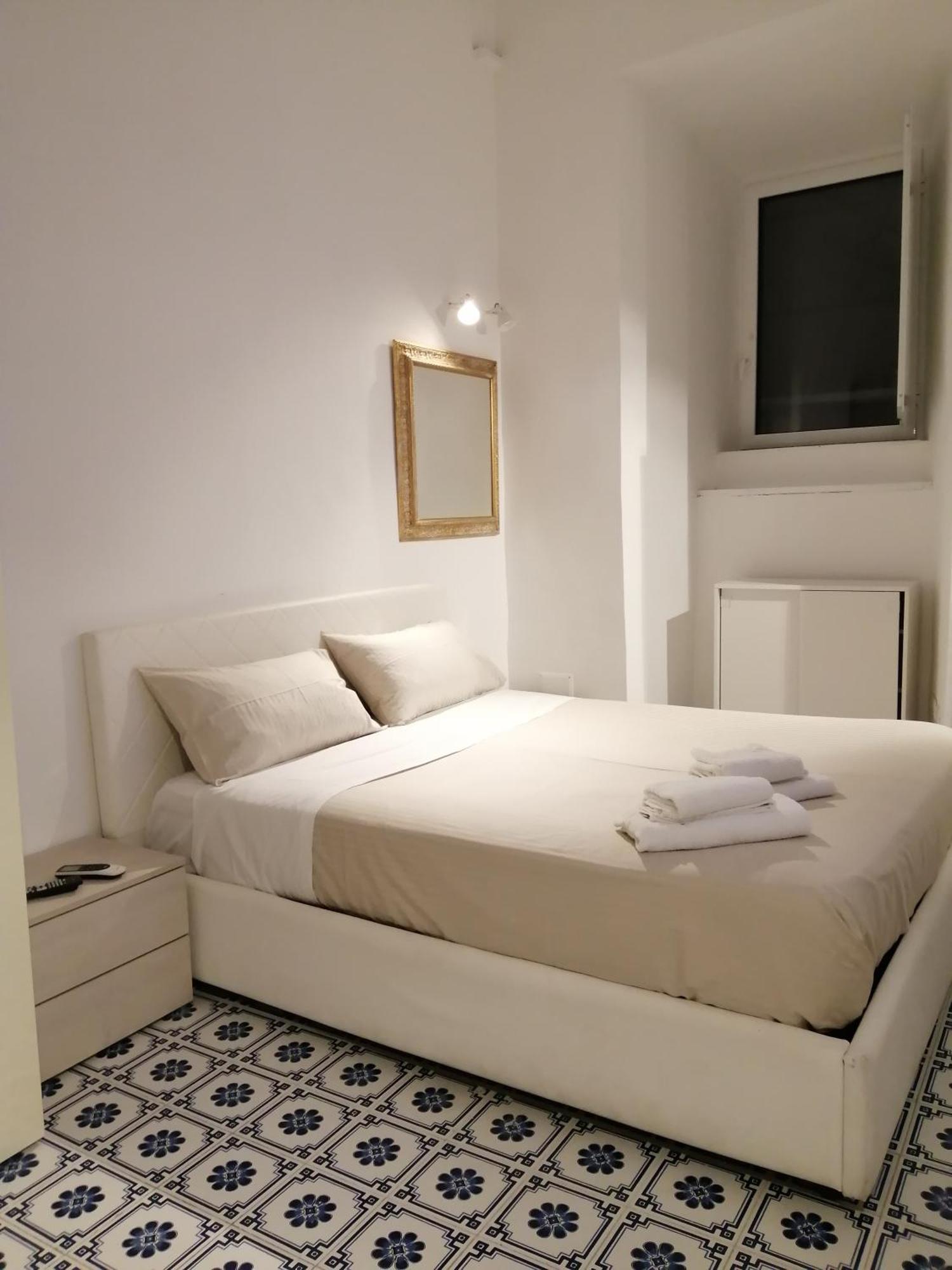 B&B Palazzo Satriano Nápoly Szoba fotó