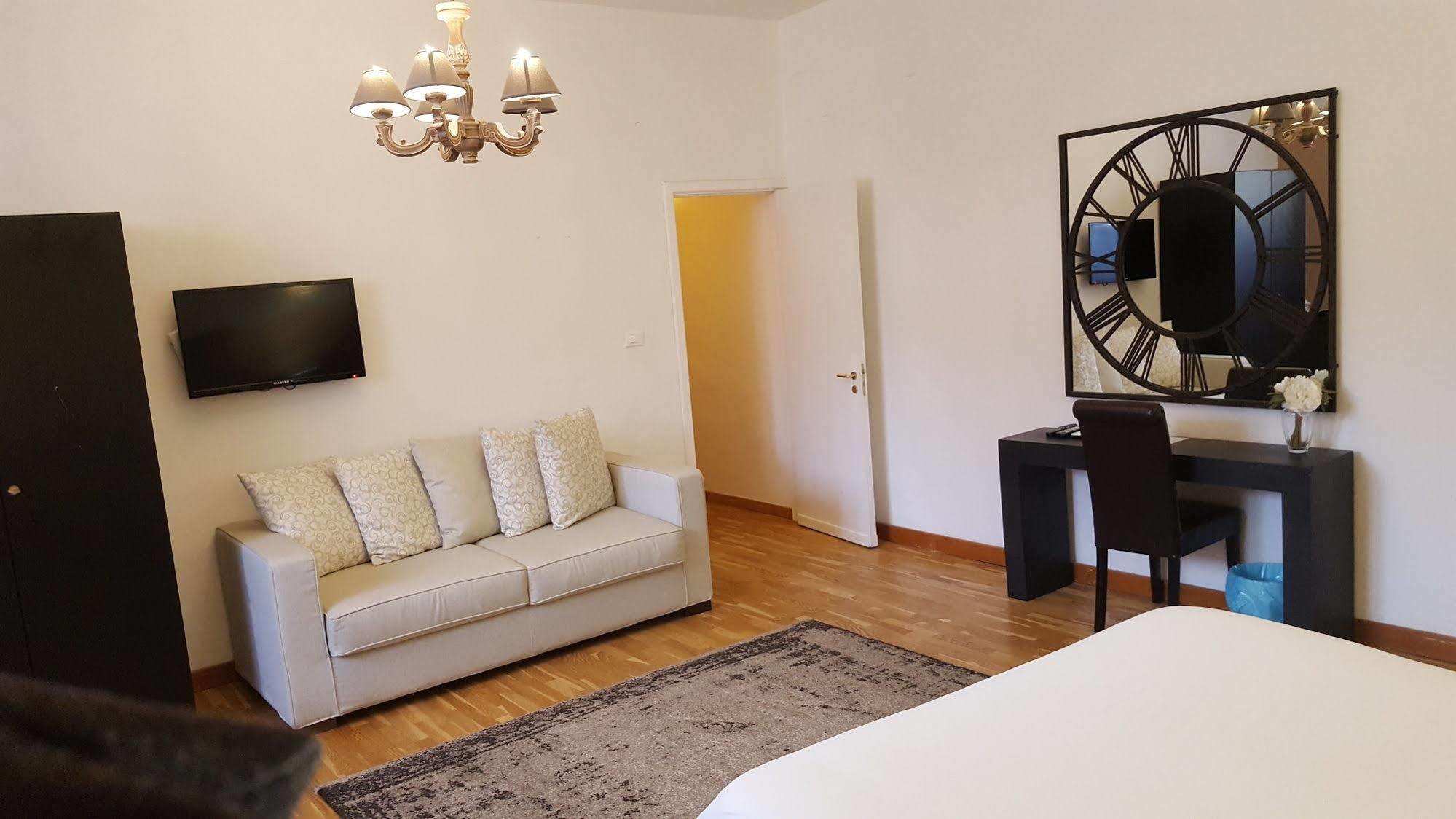 B&B Palazzo Satriano Nápoly Kültér fotó
