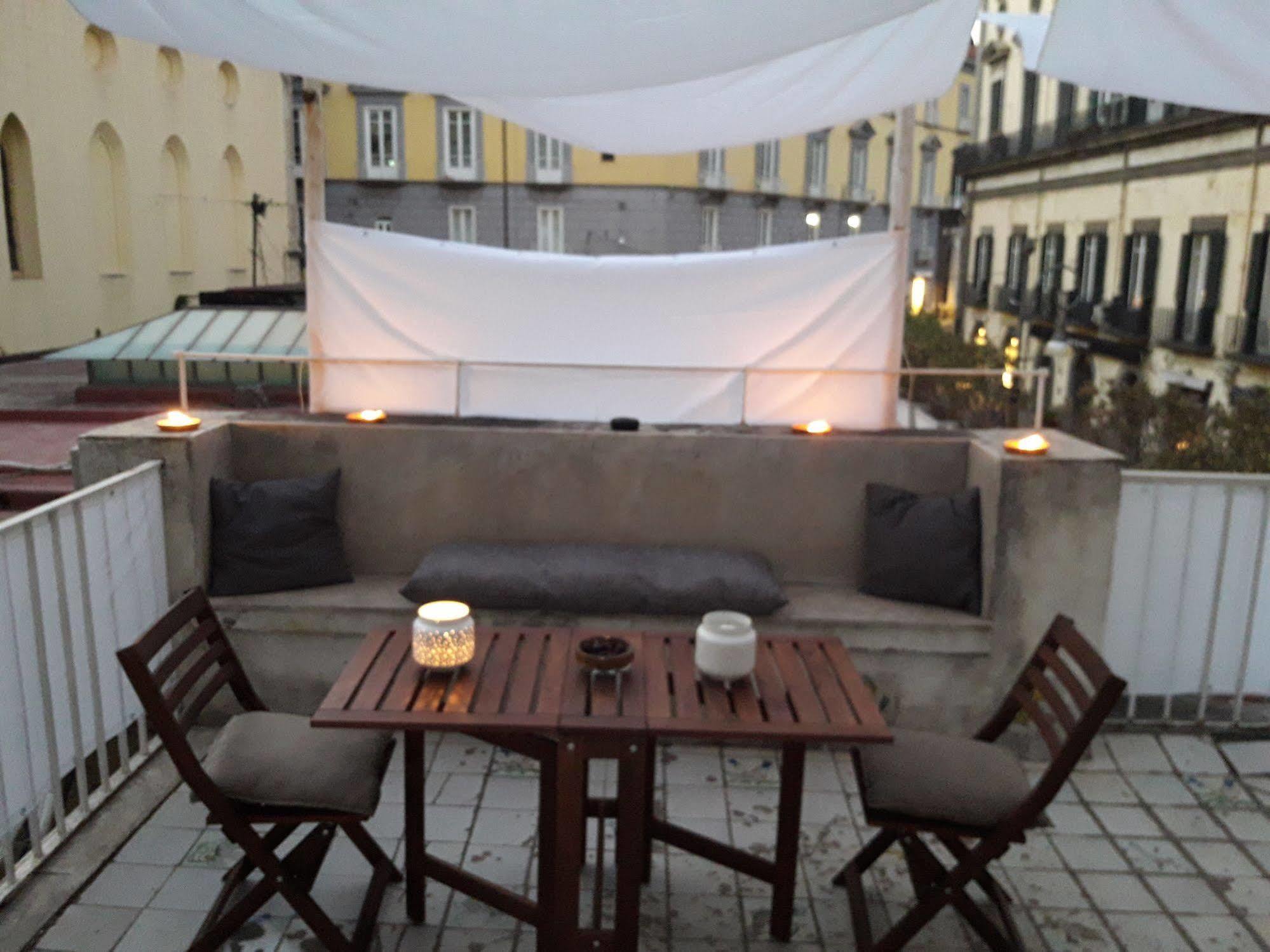 B&B Palazzo Satriano Nápoly Kültér fotó